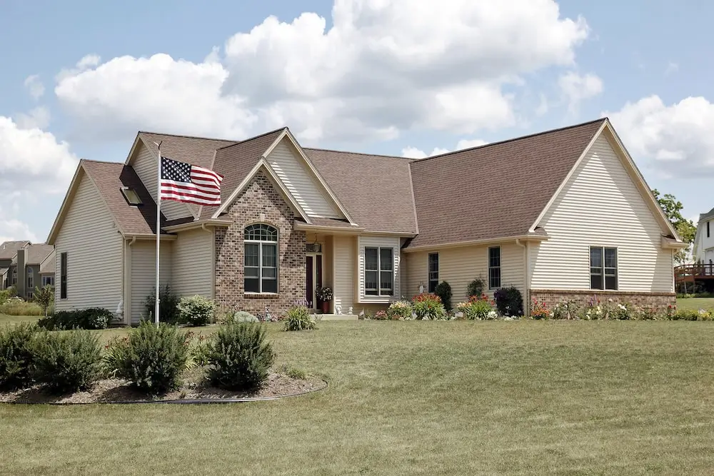 Lake Villa Property Management
